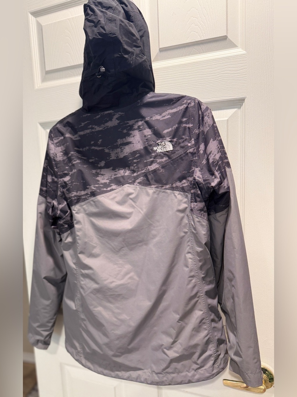 The North Face 2-in-1 DryVent Jacket Womens Medium Gray Camo Fleece - Picture 7 of 16